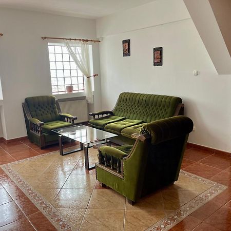 Hegyalja Fogado Bed & Breakfast Sarospatak Exterior photo