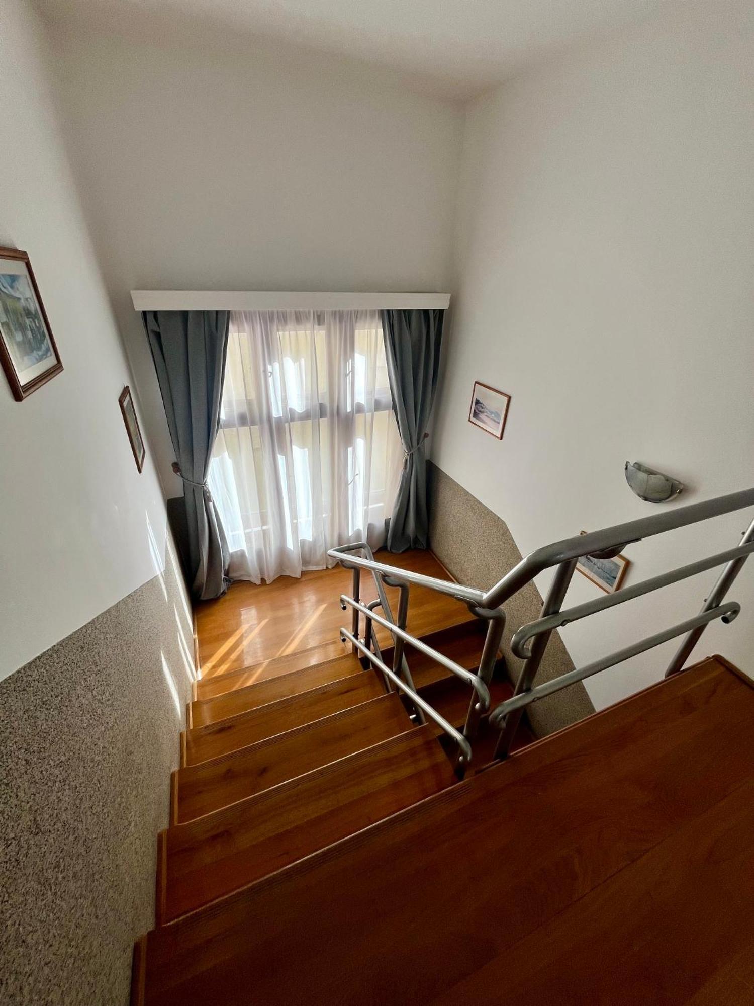 Hegyalja Fogado Bed & Breakfast Sarospatak Exterior photo